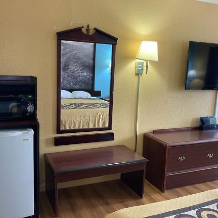 Super 8 By Wyndham Little Rock/North/Airport Hotell North Little Rock Eksteriør bilde