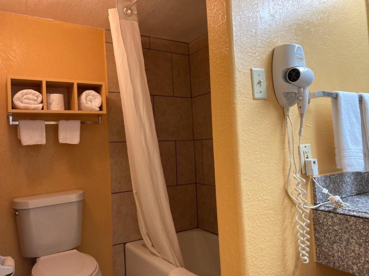 Super 8 By Wyndham Little Rock/North/Airport Hotell North Little Rock Eksteriør bilde