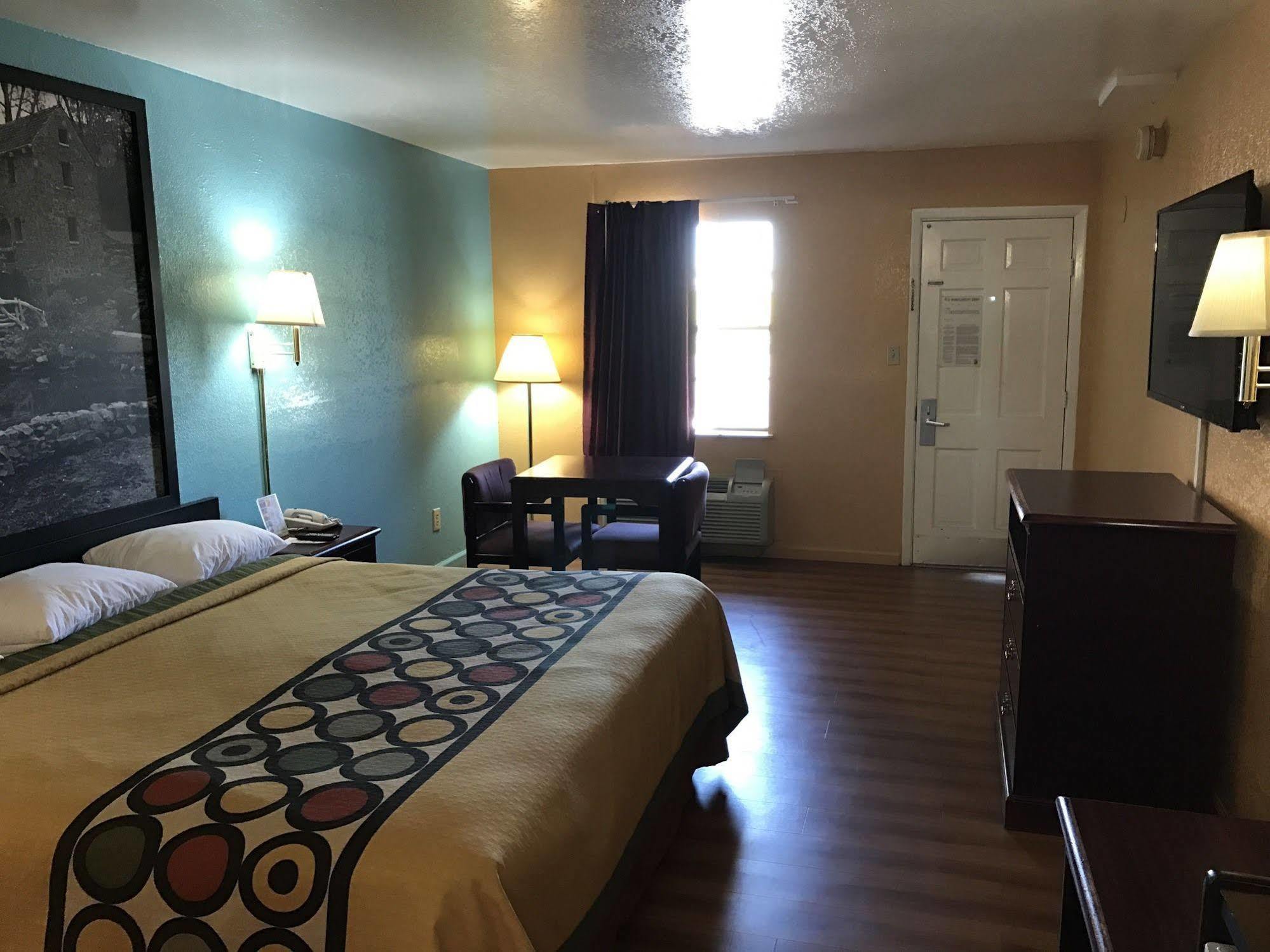 Super 8 By Wyndham Little Rock/North/Airport Hotell North Little Rock Eksteriør bilde
